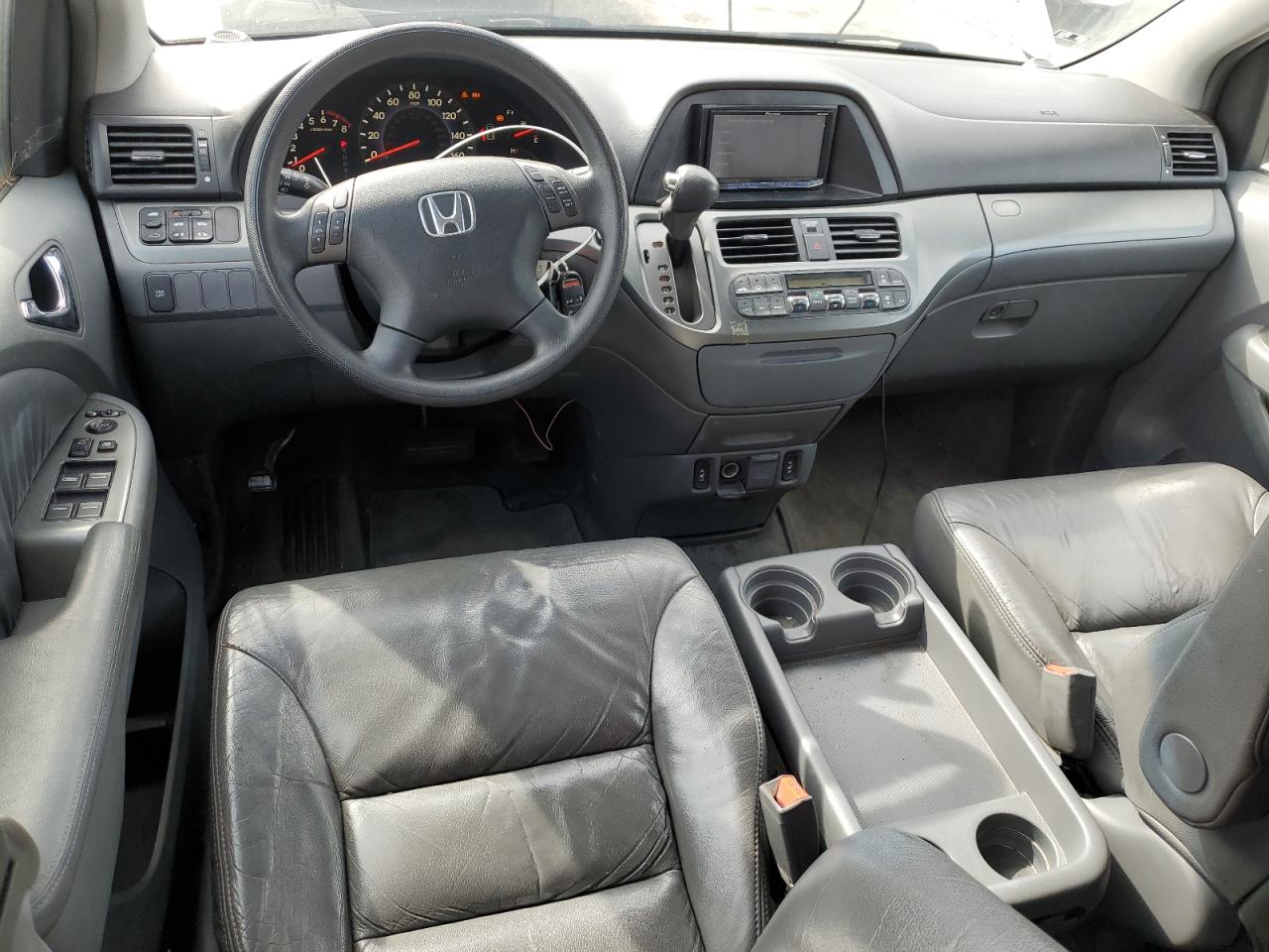 2005 Honda Odyssey - Image 8