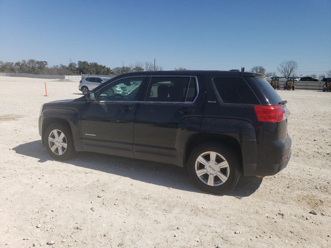 2015 GMC Terrain - Image 2