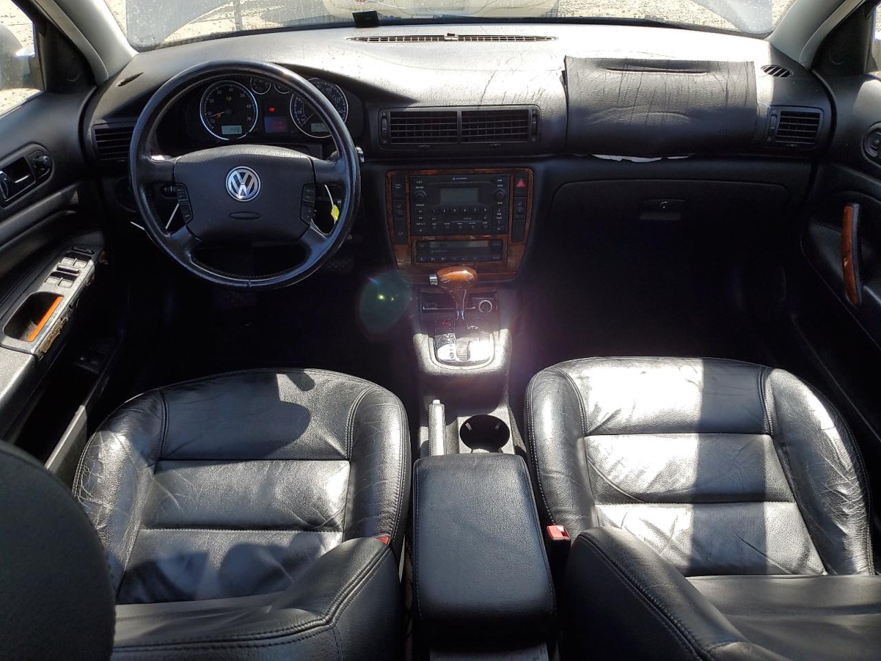 2003 Volkswagen Passat Glx 4Motion VIN: WVWYH63B83E174093 Lot: 50155945