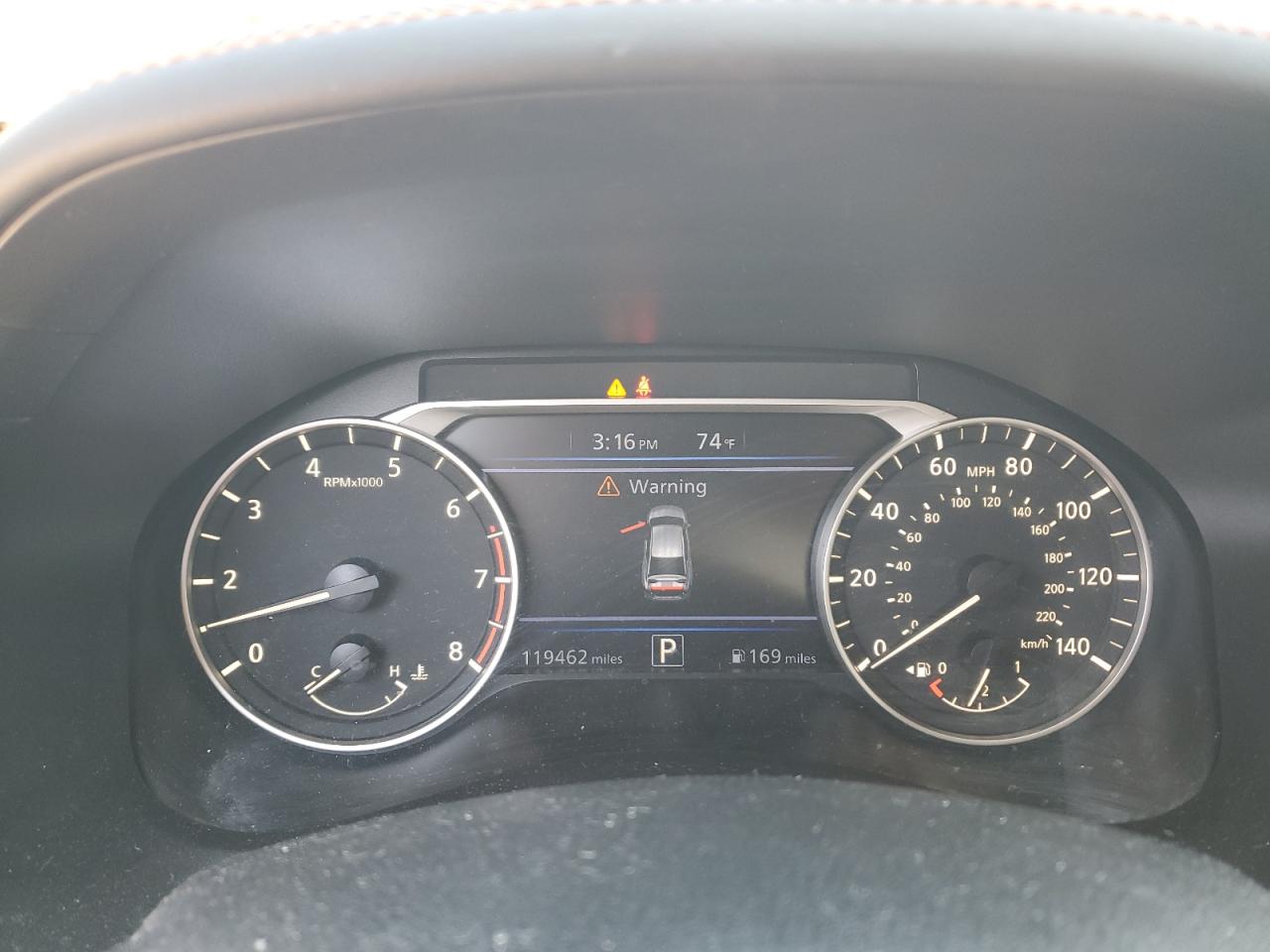 2019 Nissan Altima - Image 9