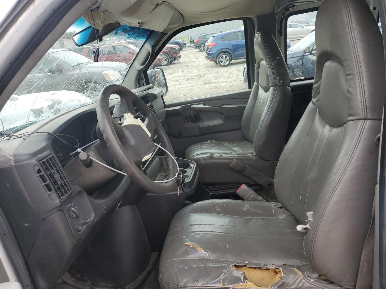 2005 Chevrolet Express G3500 VIN: 1GCHG35U351116886 Lot: 48190015