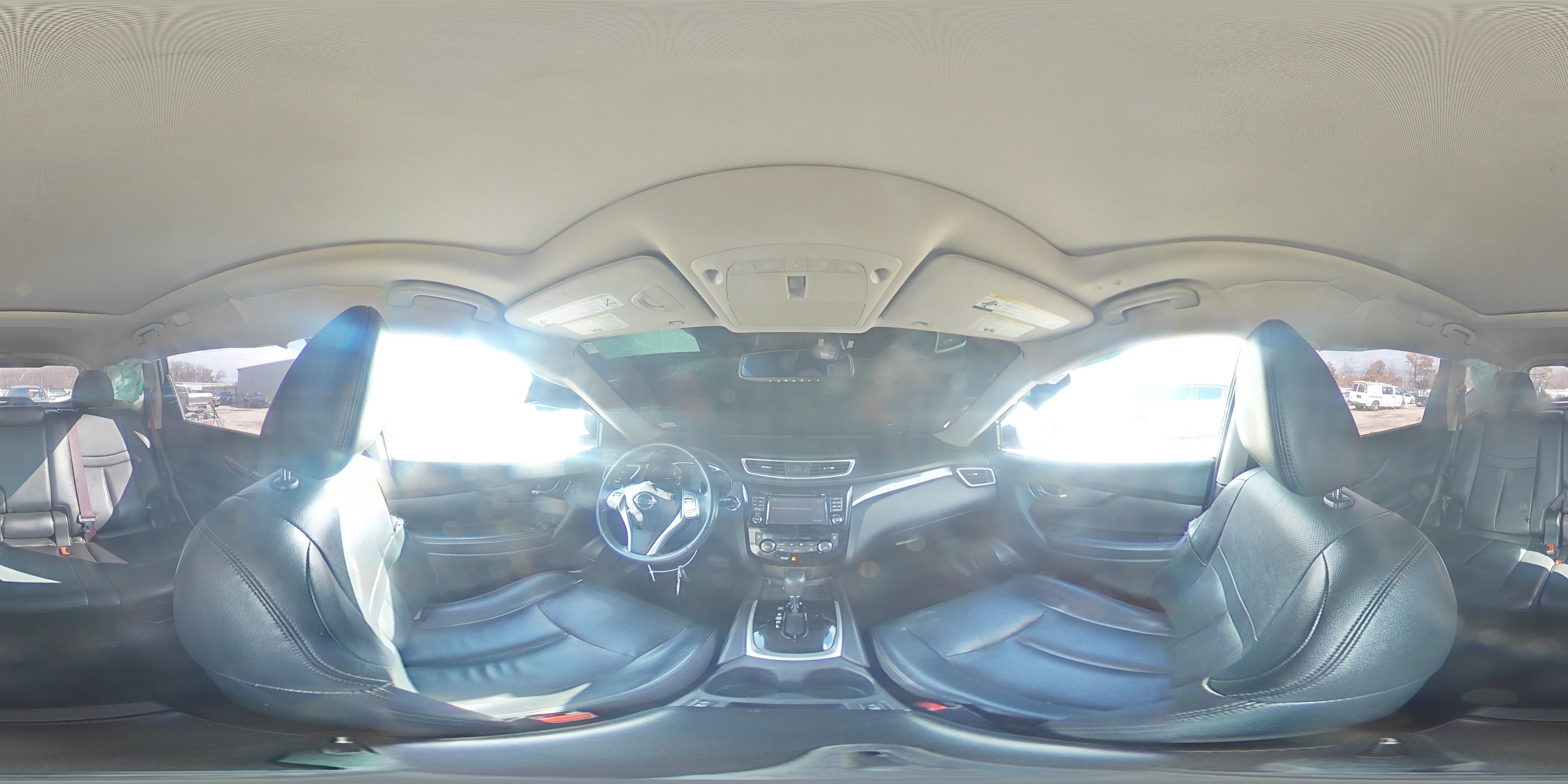 2015 Nissan Rogue - Image 13