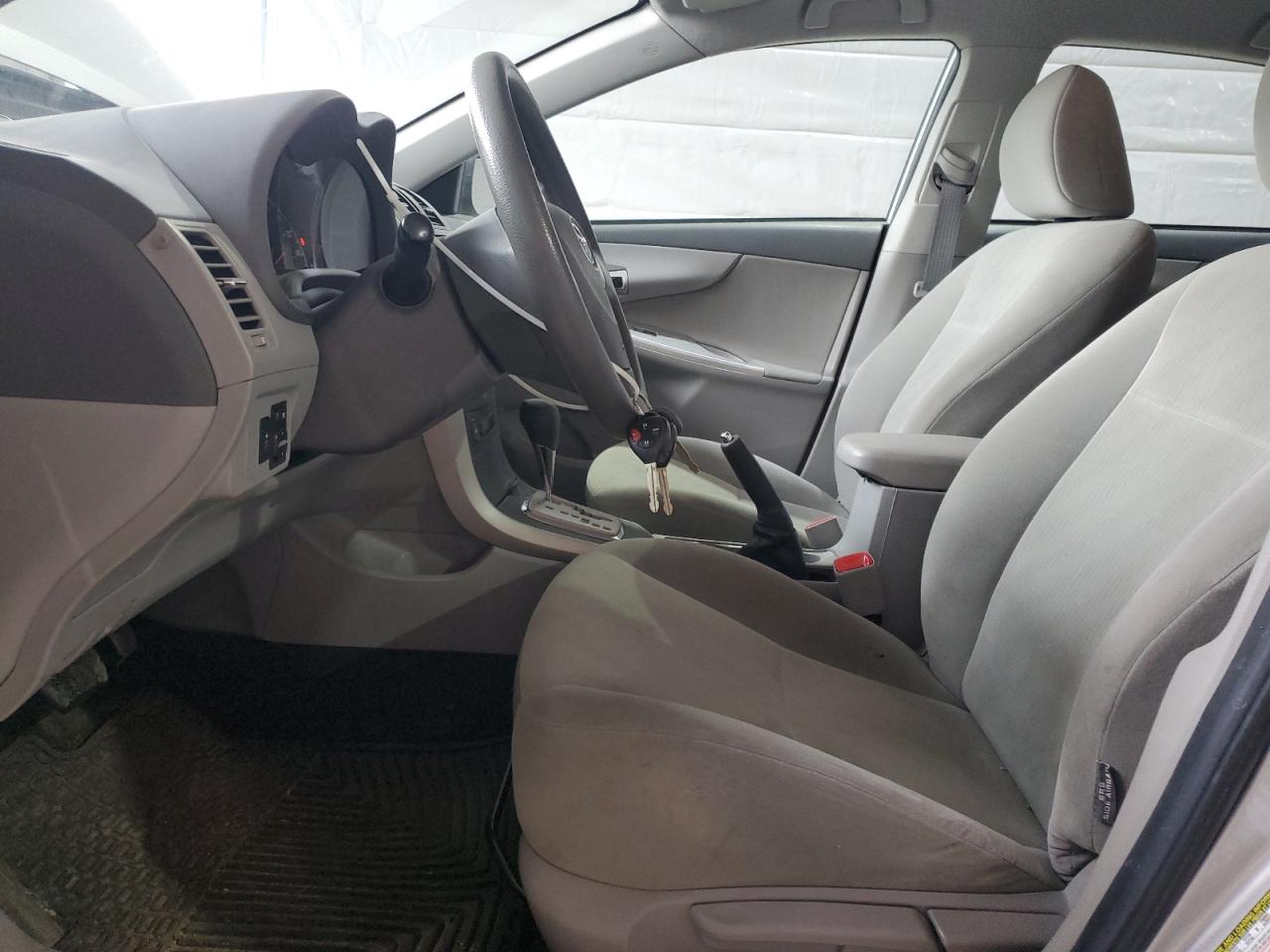 2010 Toyota Corolla - Image 7
