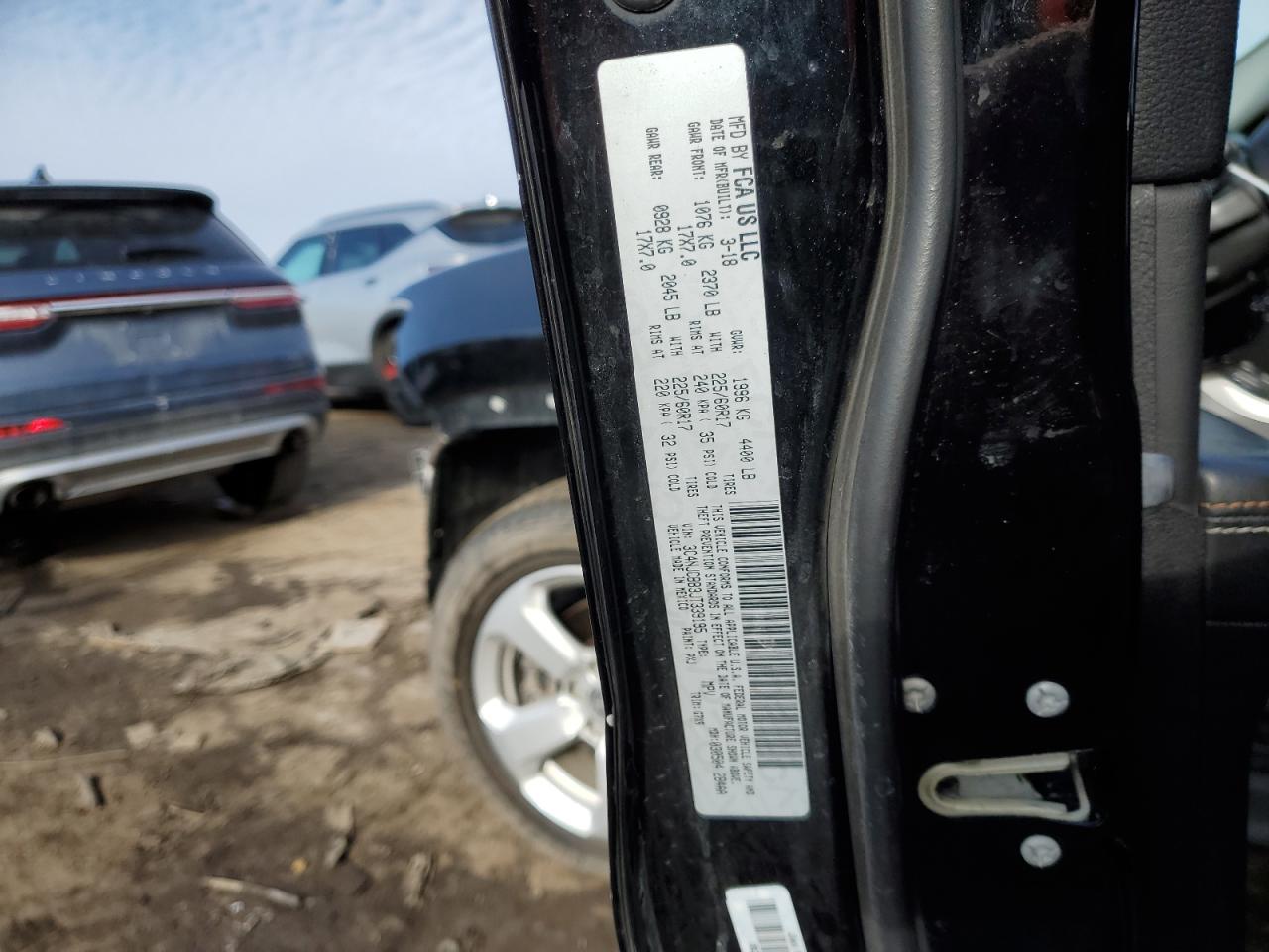 2018 Jeep Compass - Image 13