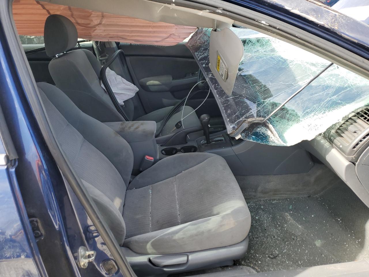 2005 Honda Accord - Image 7