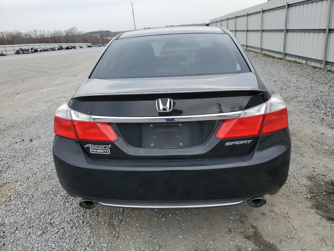 2015 Honda Accord - Image 6