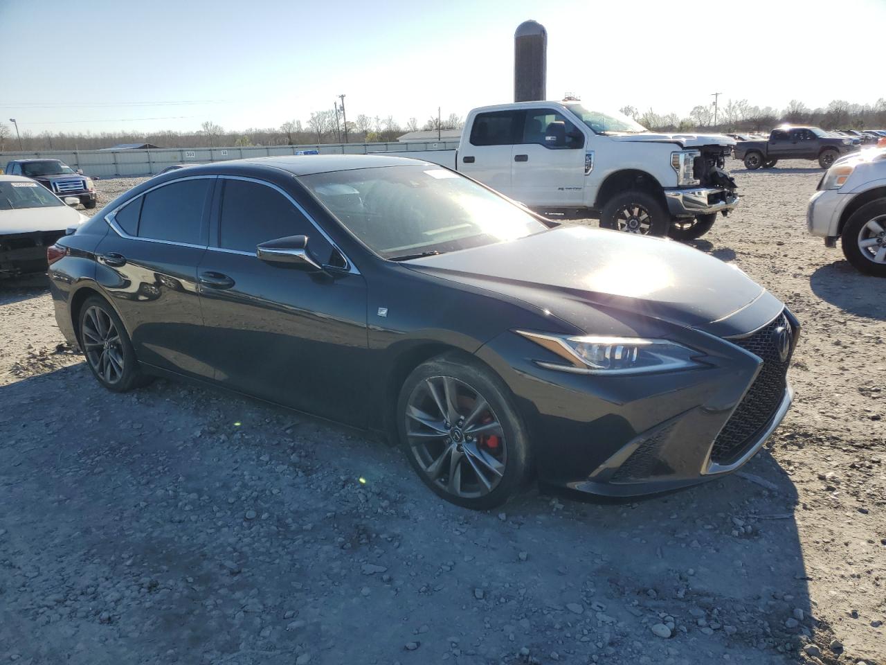 2019 Lexus ES - Image 4