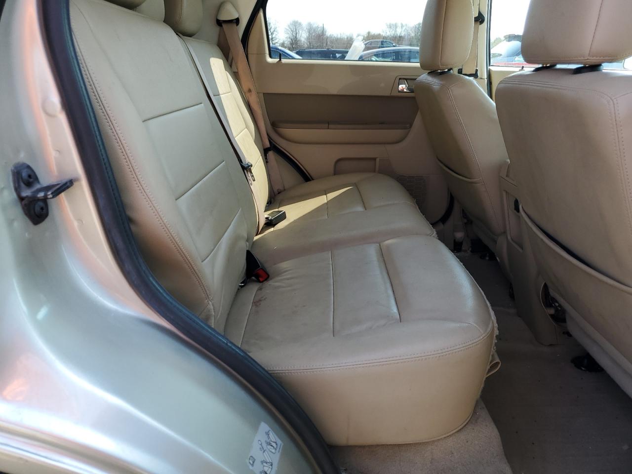 2012 Ford Escape - Image 10
