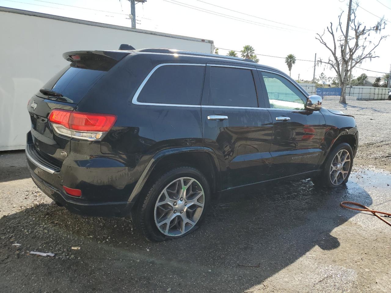 2019 Jeep Grand Cherokee - Image 3
