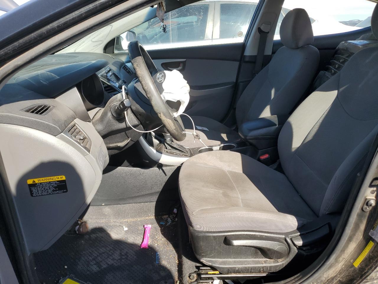2016 Hyundai Elantra - Image 7