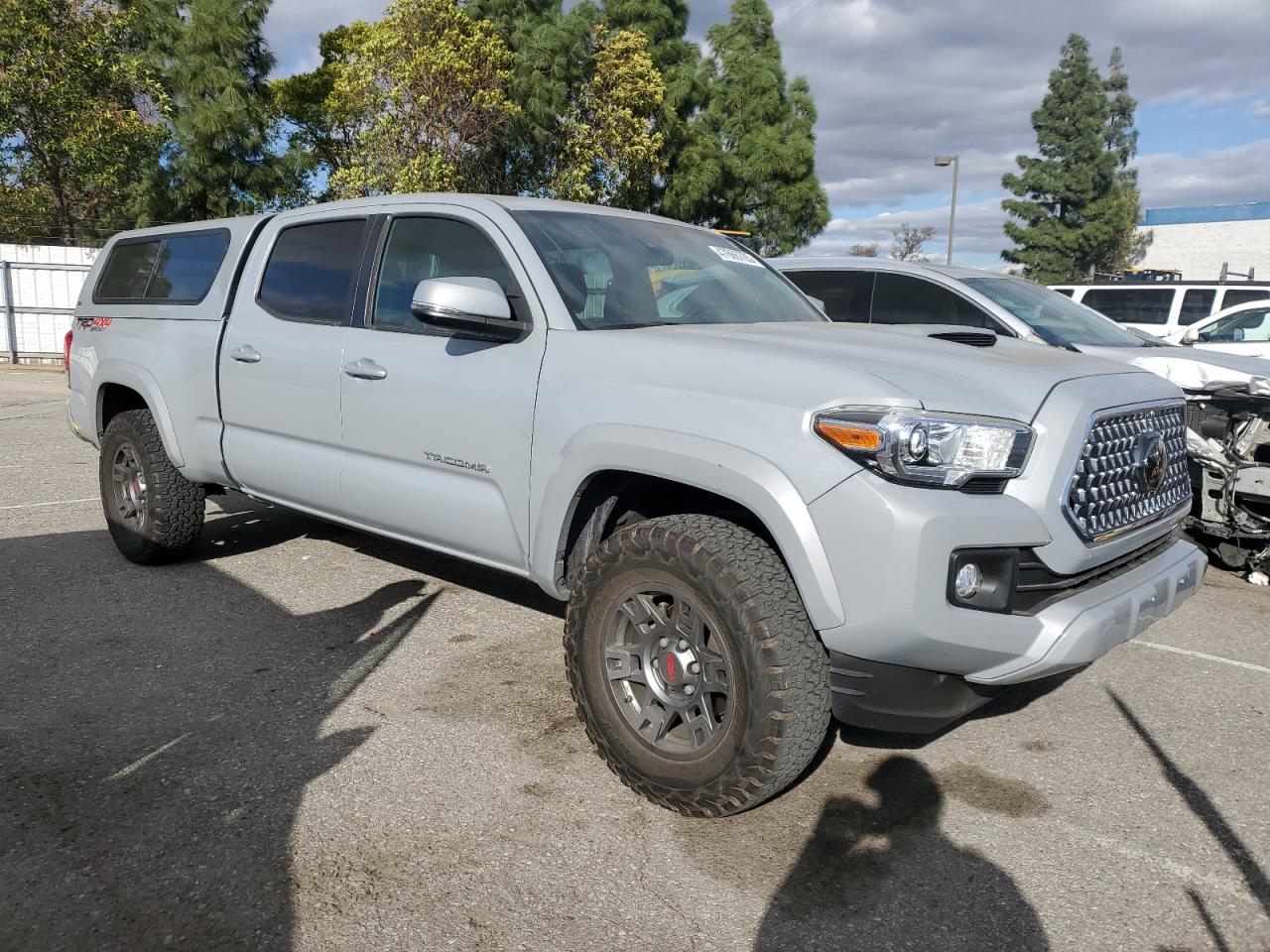 2018 Toyota Tacoma - Image 4
