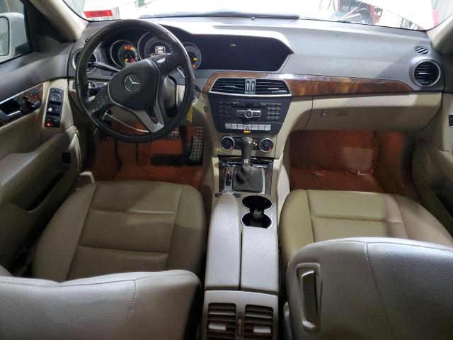 Седани MERCEDES-BENZ C-CLASS 2012 Білий
