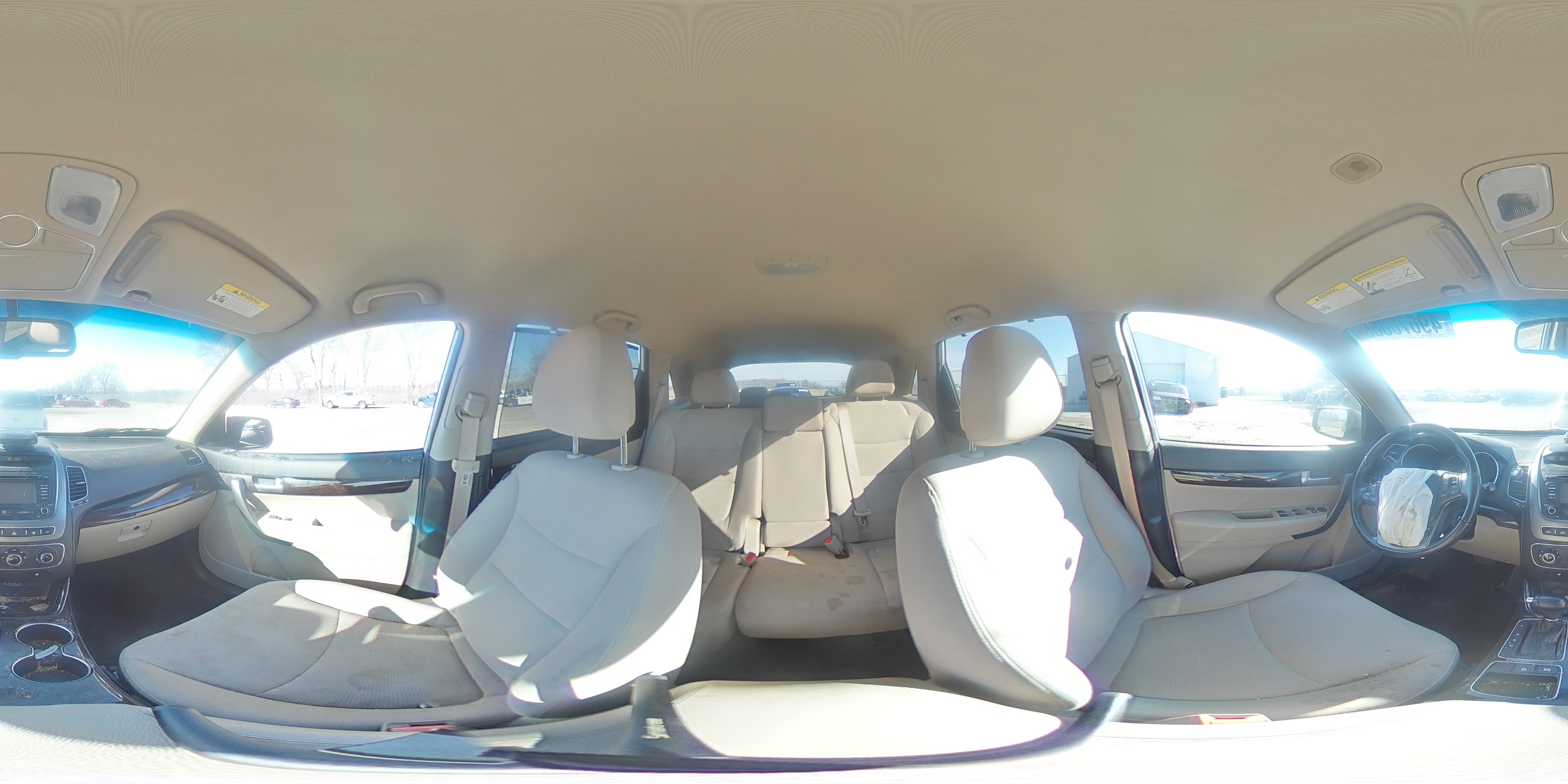 2015 Kia Sorento - Image 13