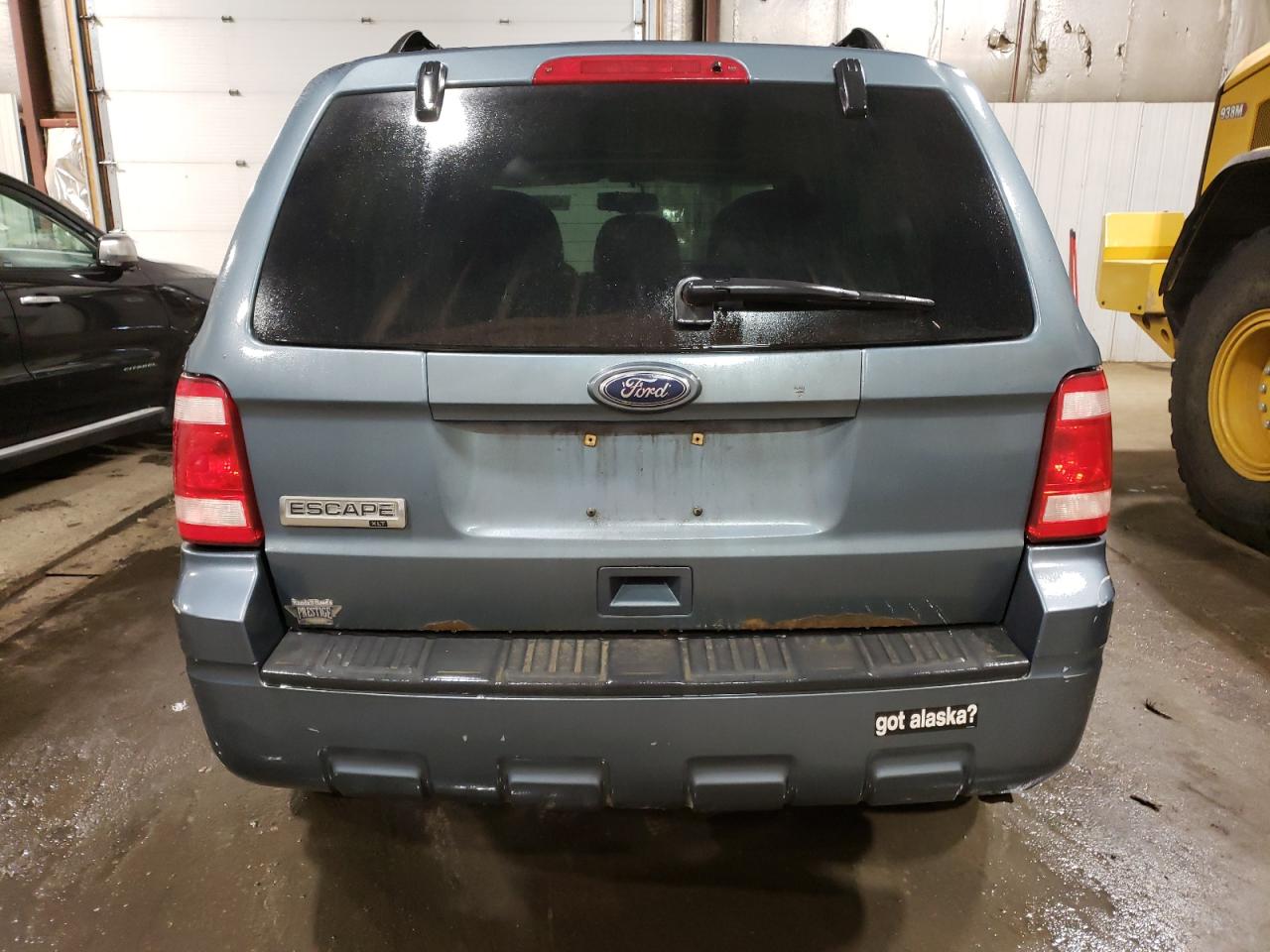 2010 Ford Escape - Image 6