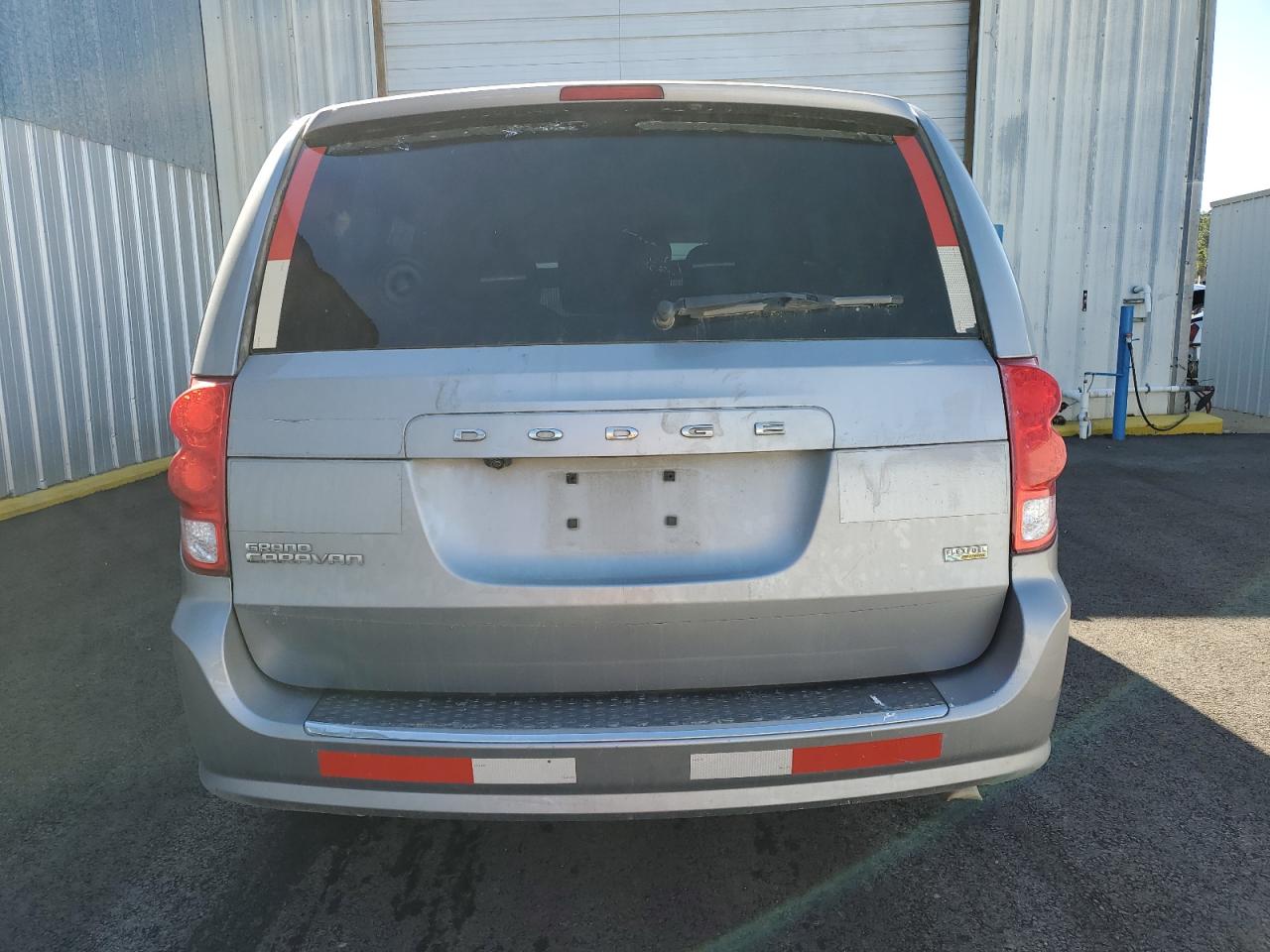 2019 Dodge Caravan - Image 6