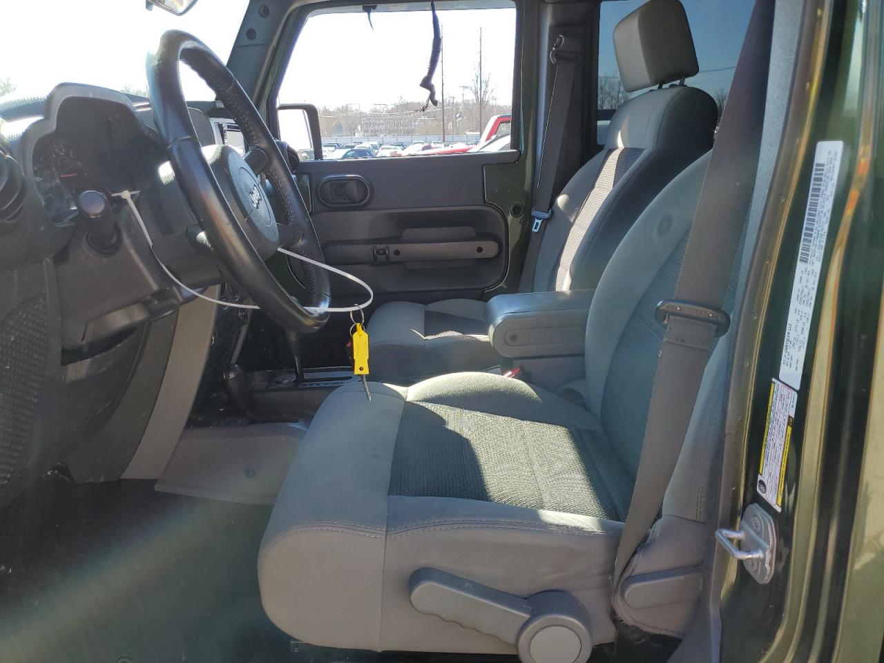 2009 Jeep Wrangler - Image 7