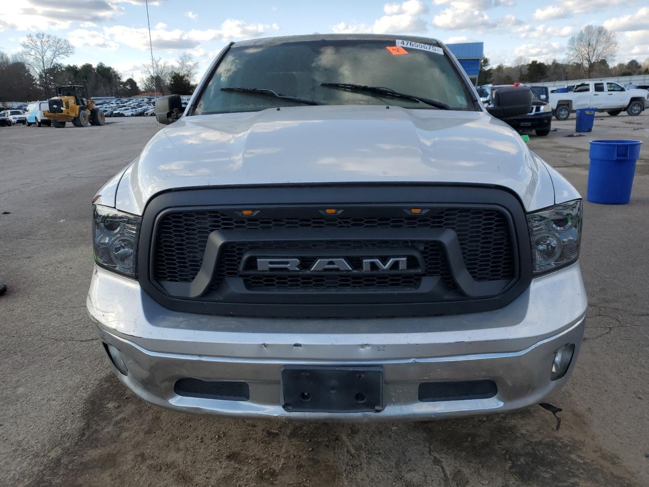 2014 RAM 1500 - Image 5