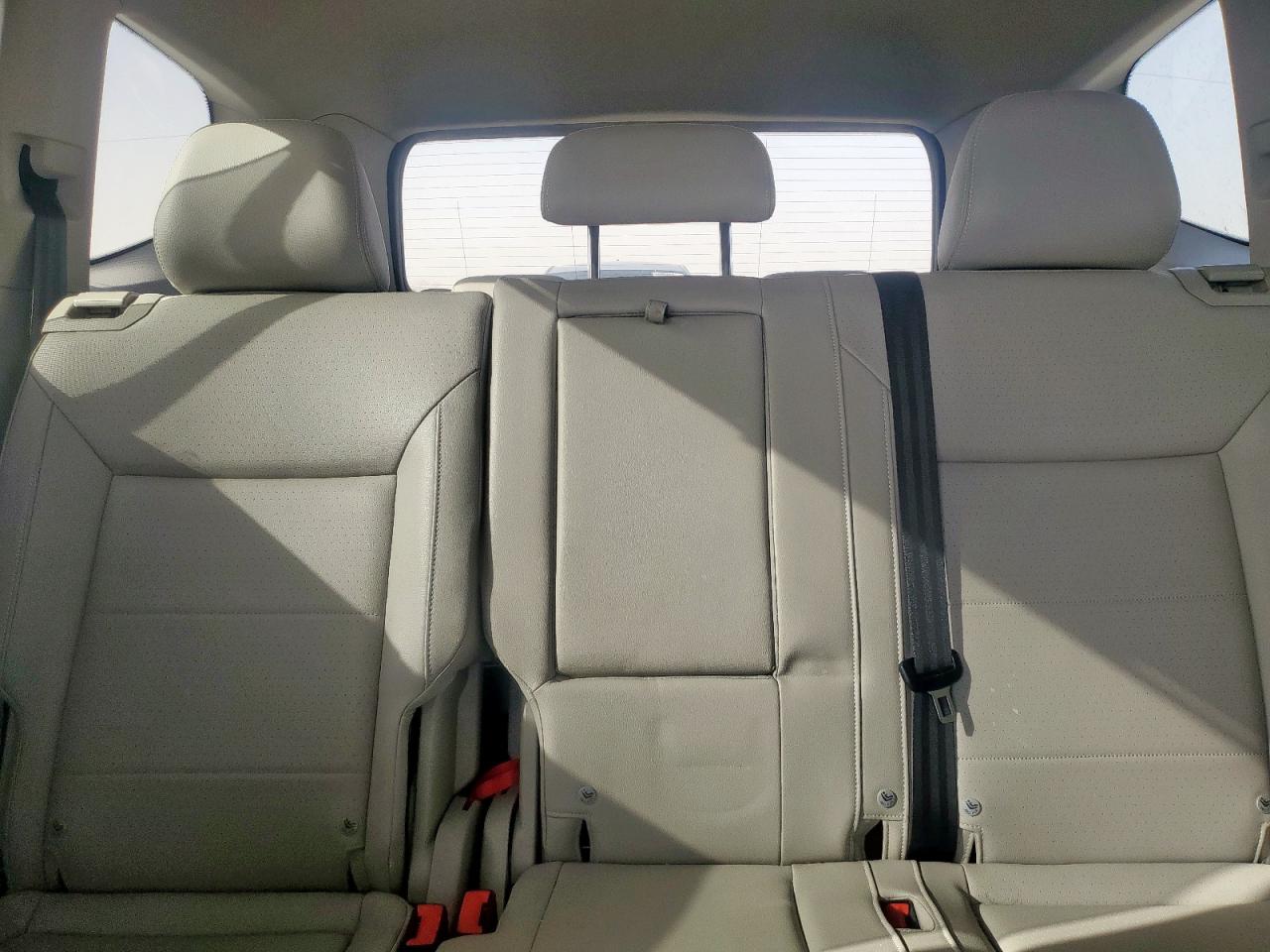 2021 Volkswagen Atlas - Image 10