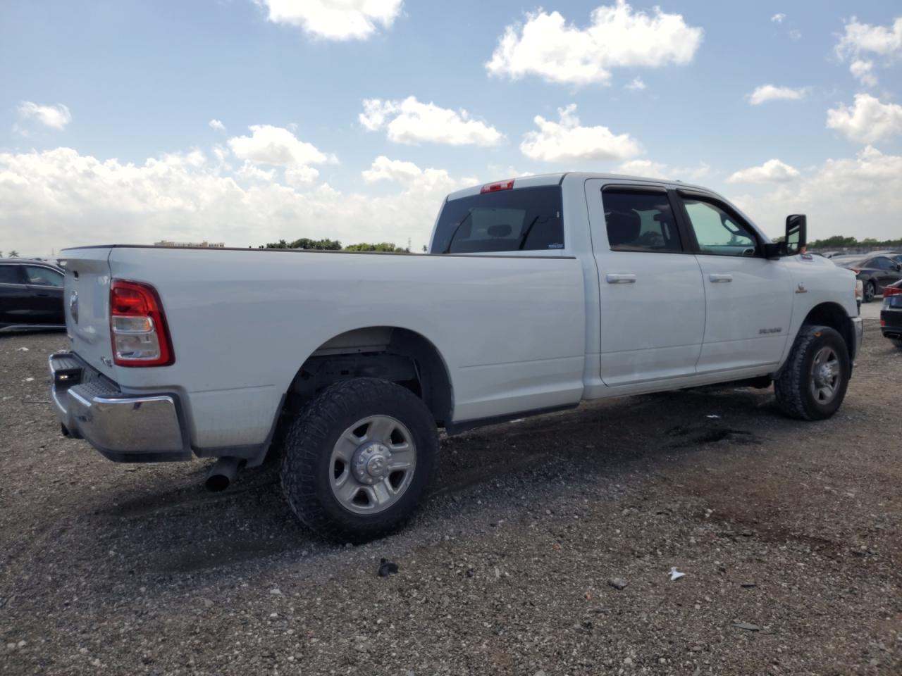 2022 RAM 2500 - Image 3