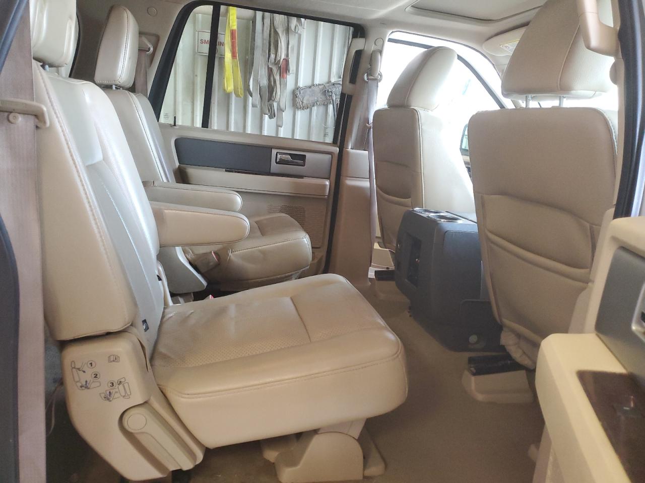 2012 Ford Expedition - Image 12