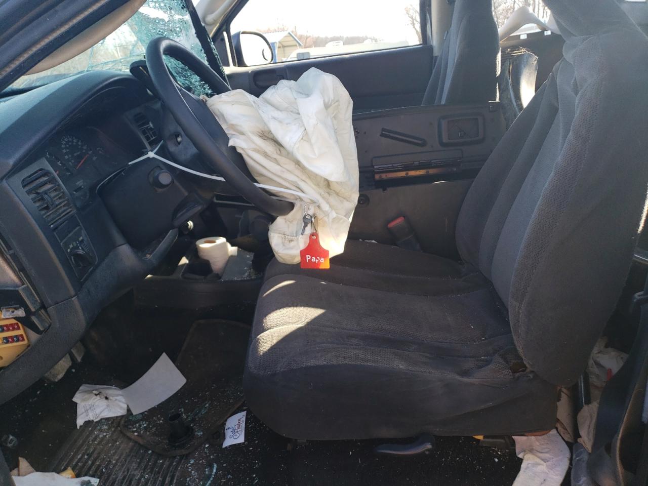 2003 Dodge Dakota - Image 7