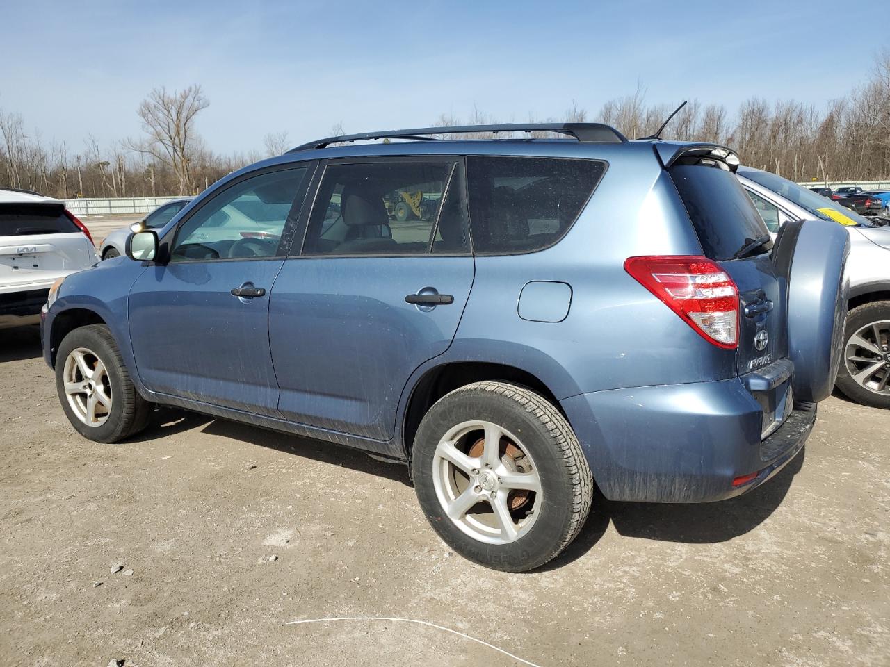 2012 Toyota RAV 4 - Image 2