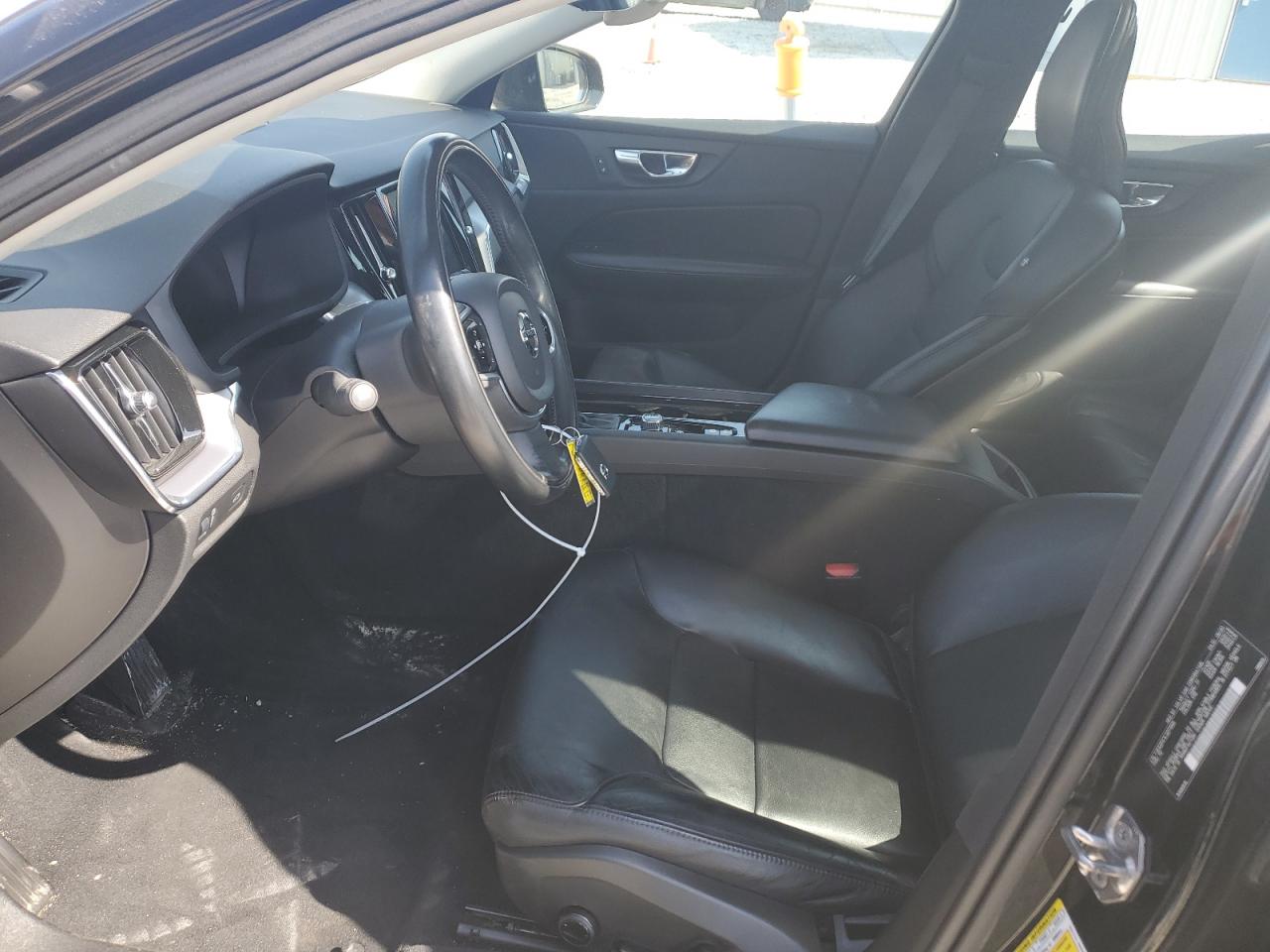 2020 Volvo S60 - Image 7
