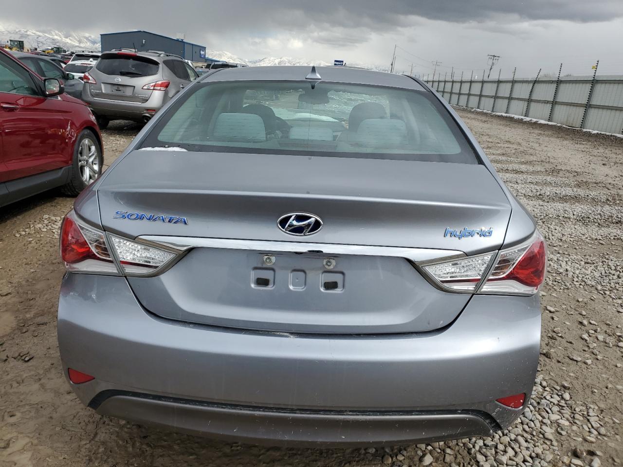 2015 Hyundai Sonata Hybrid VIN: KMHEC4A40FA123673 Lot: 48601475