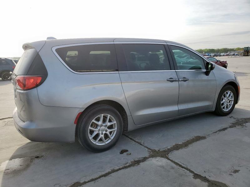  CHRYSLER All Models 2017 Silver