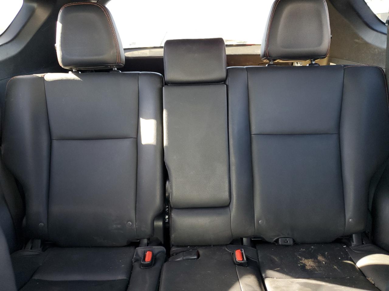 2017 Toyota RAV 4 - Image 10