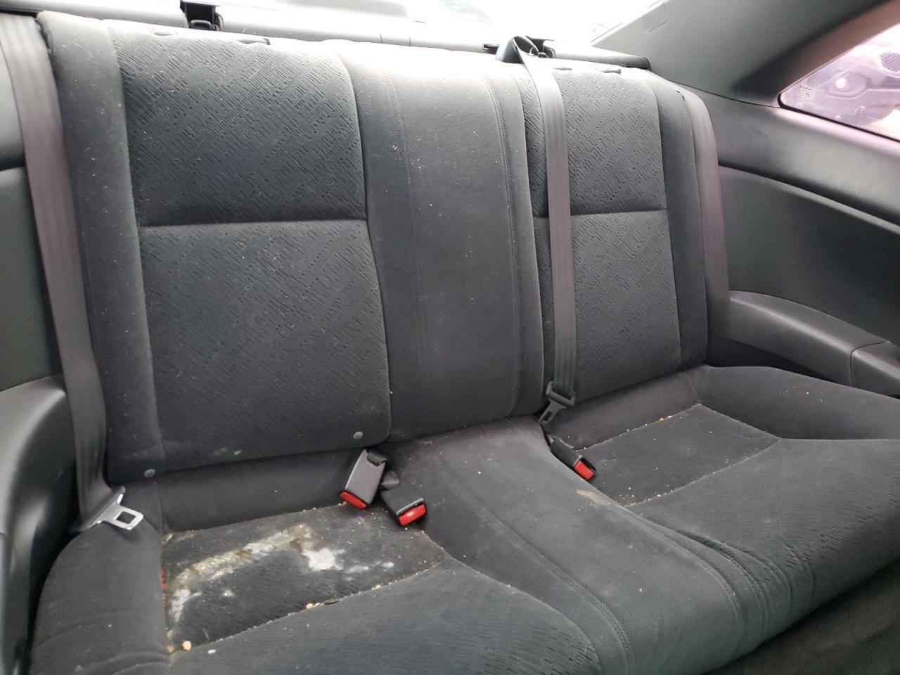 2005 Honda Civic - Image 10