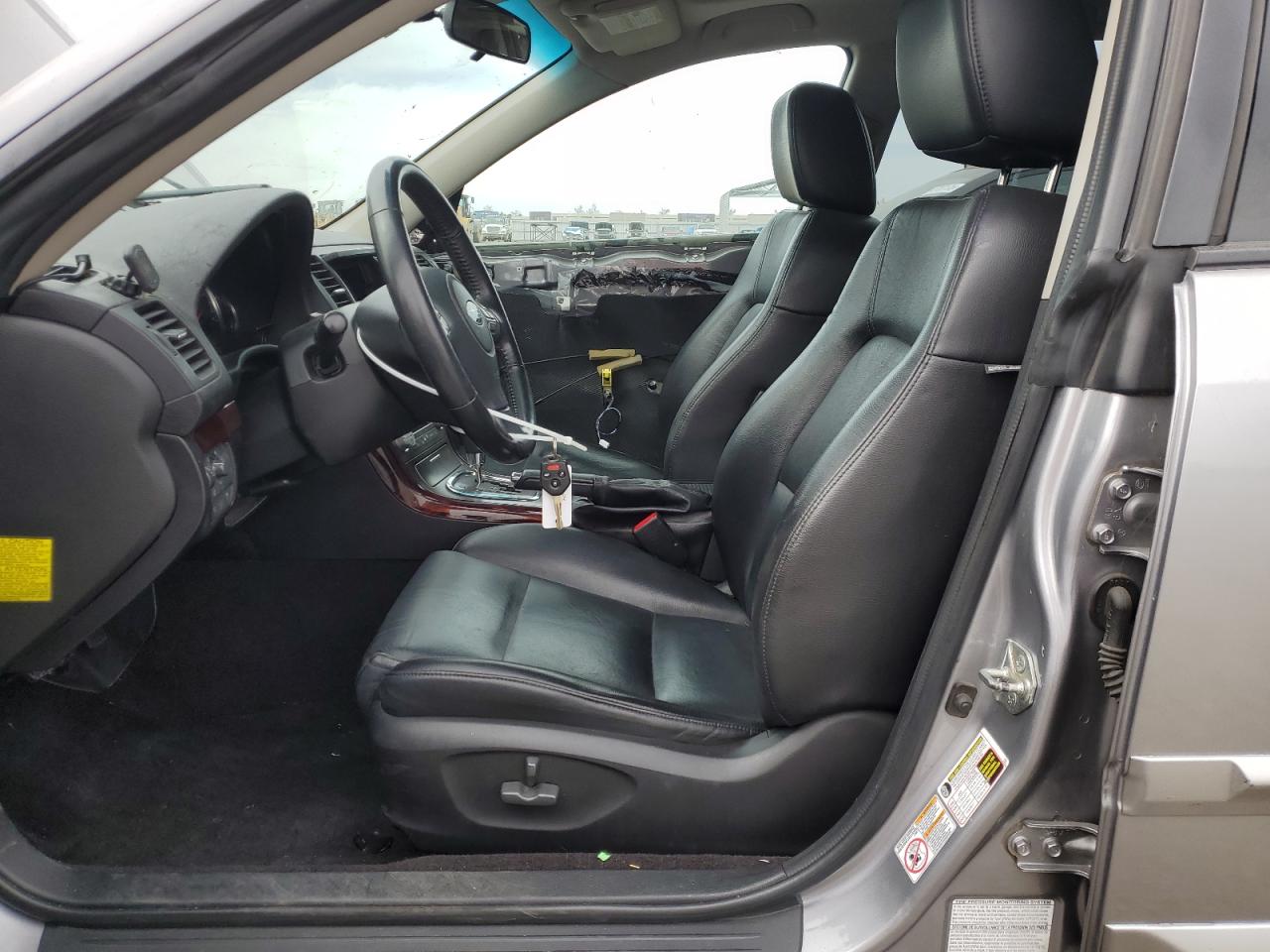 2009 Subaru Outback - Image 7