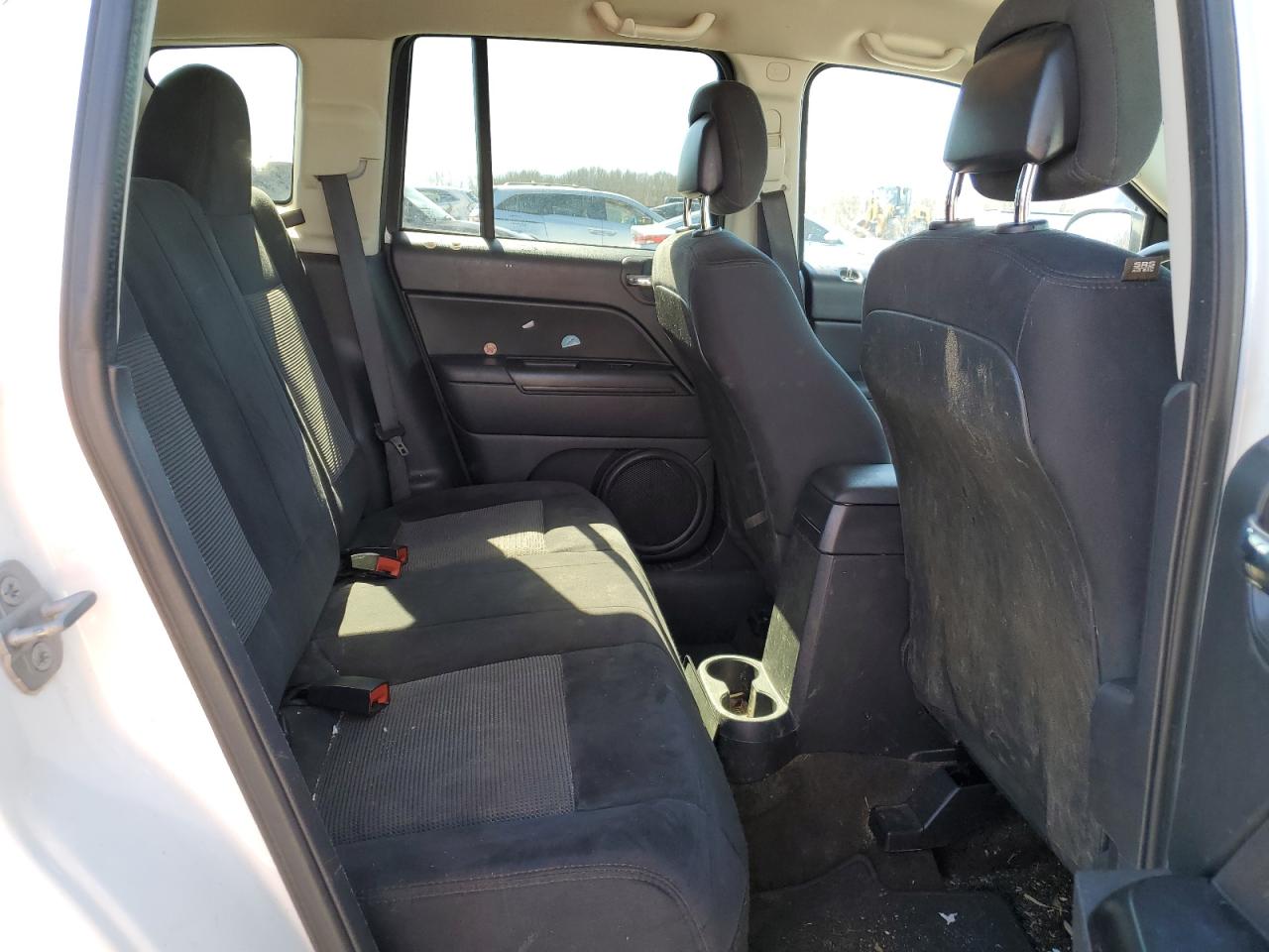 2014 Jeep Compass - Image 12