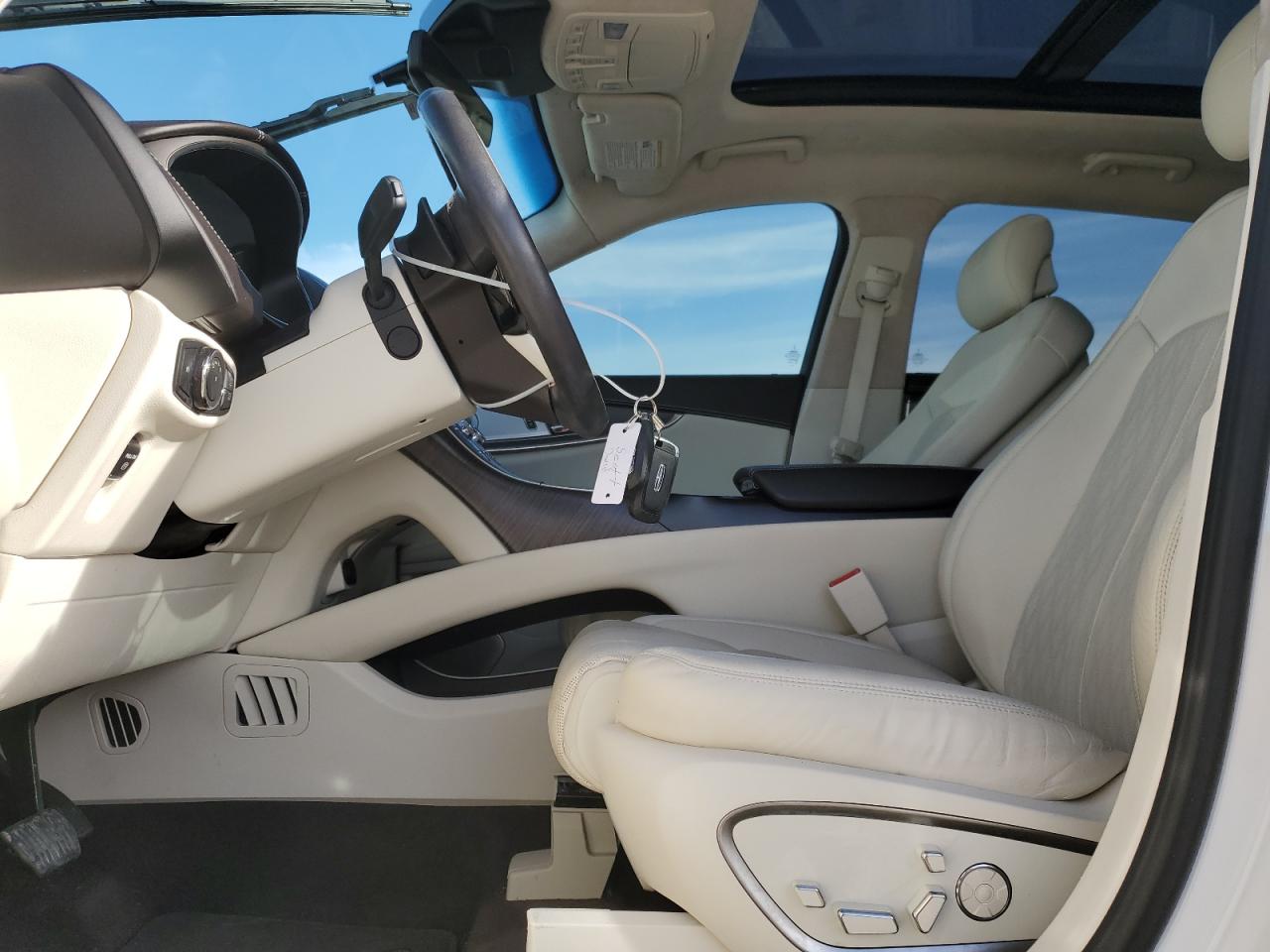 2020 Lincoln Nautilus - Image 7