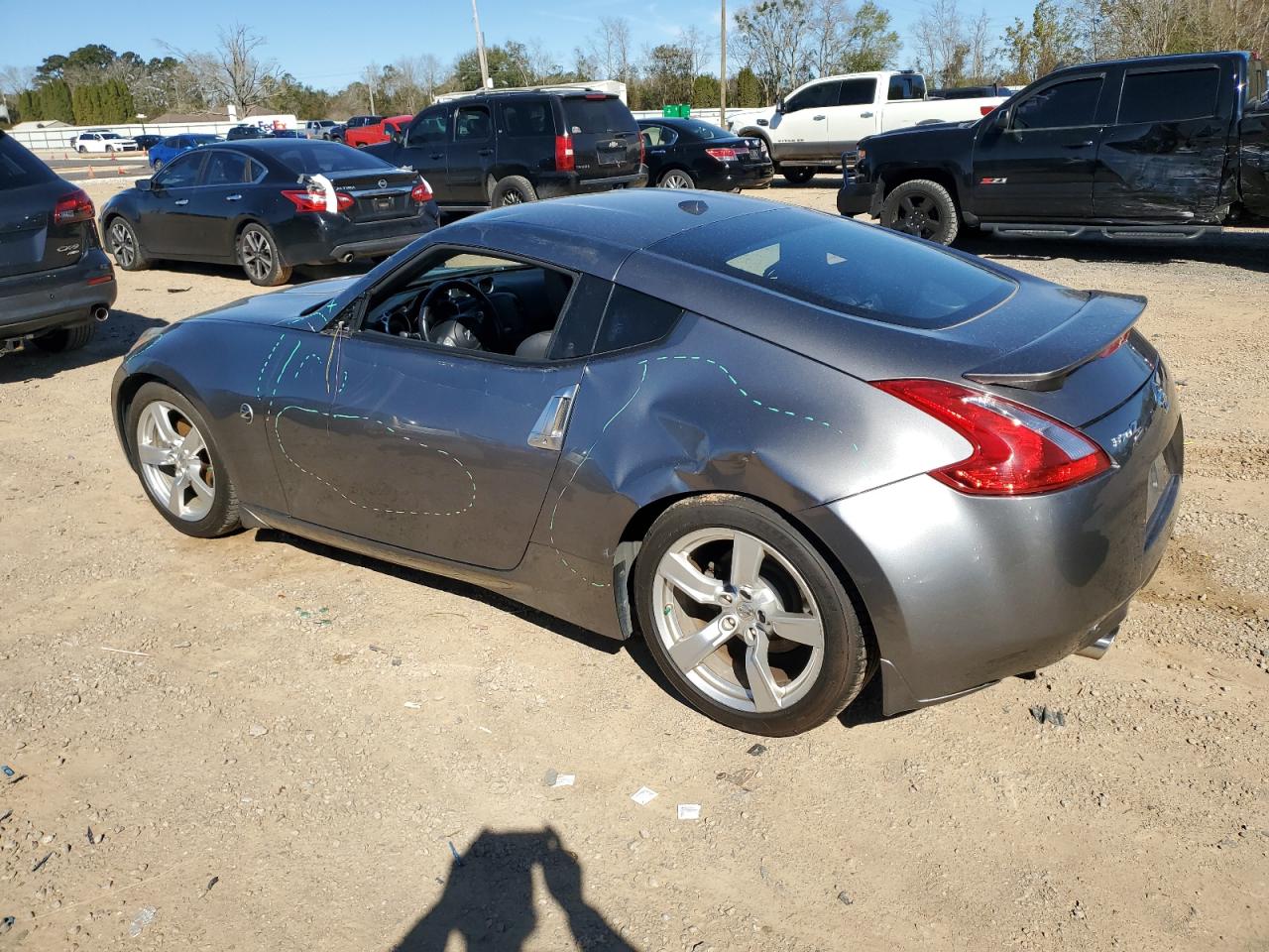 2011 Nissan 370Z - Image 2