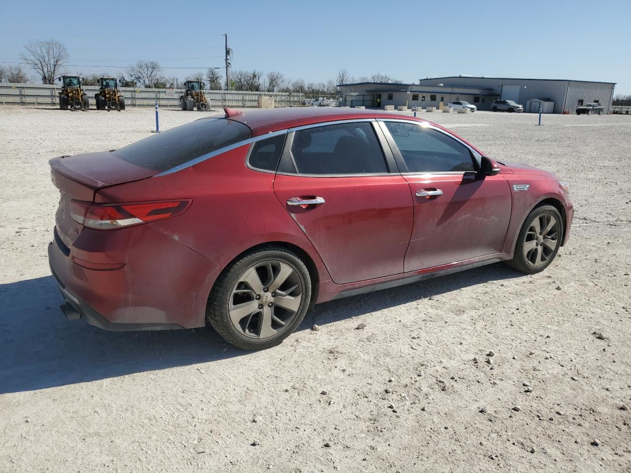 2020 Kia Optima - Image 3
