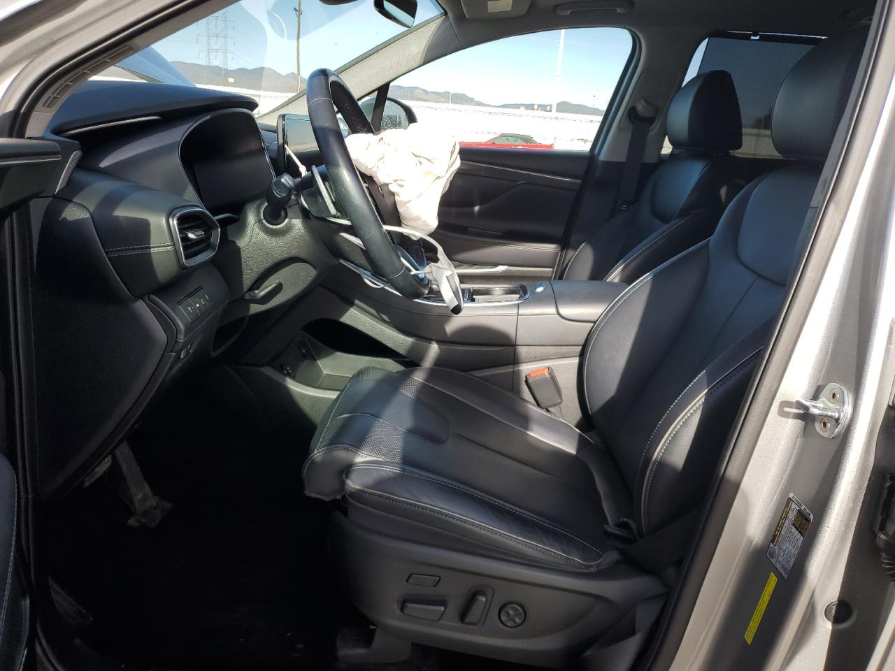 2022 Hyundai Santa Fe - Image 7