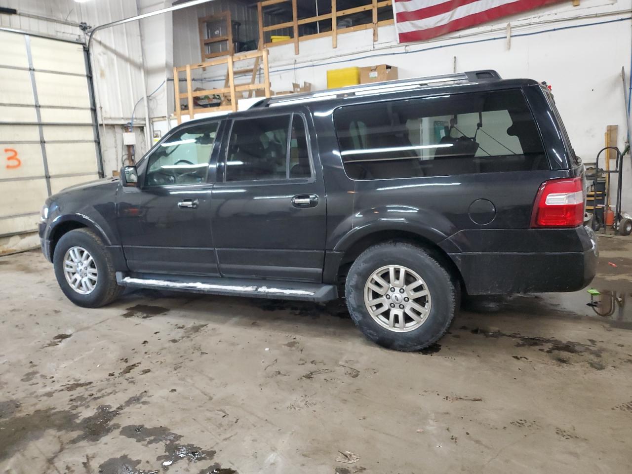 2014 Ford Expedition - Image 2