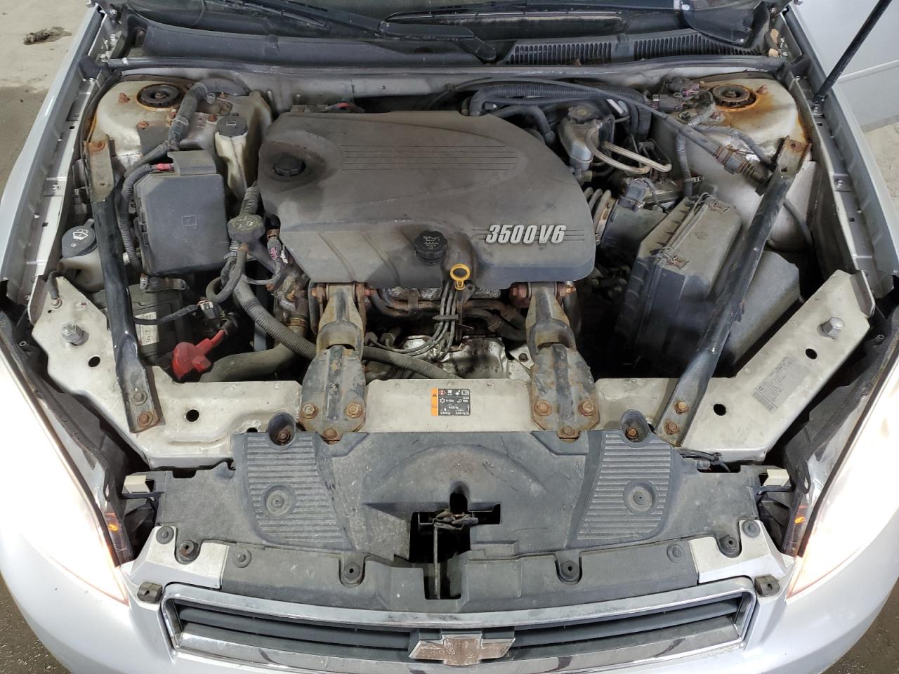 2011 Chevrolet Impala - Image 11