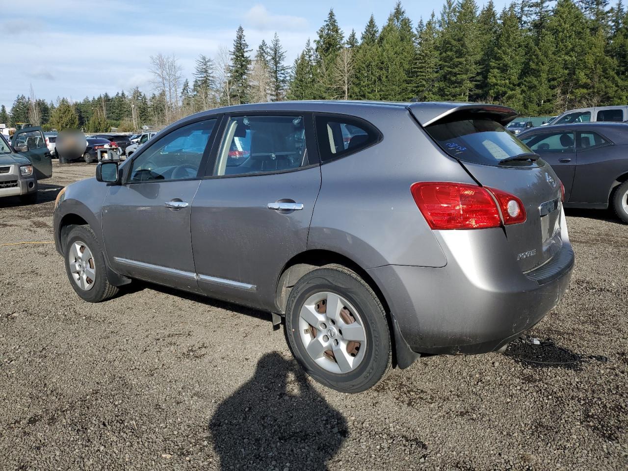 2011 Nissan Rogue - Image 2