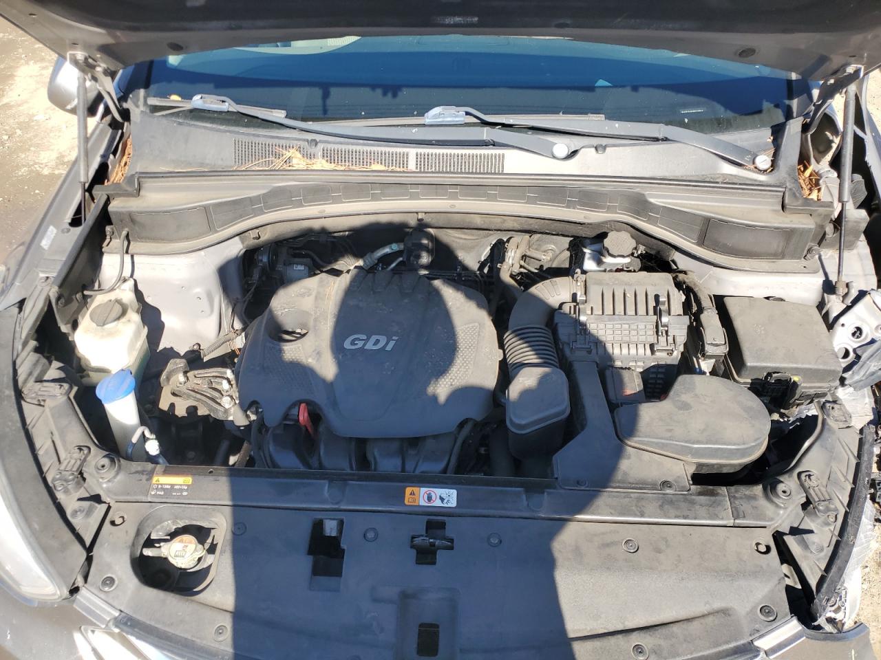 2013 Hyundai Santa Fe - Image 11
