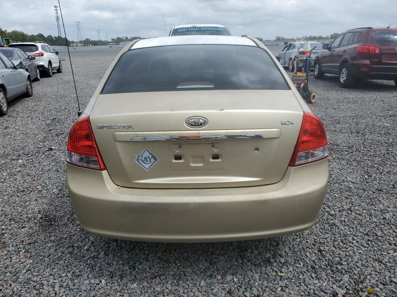 2009 Kia Spectra - Image 6