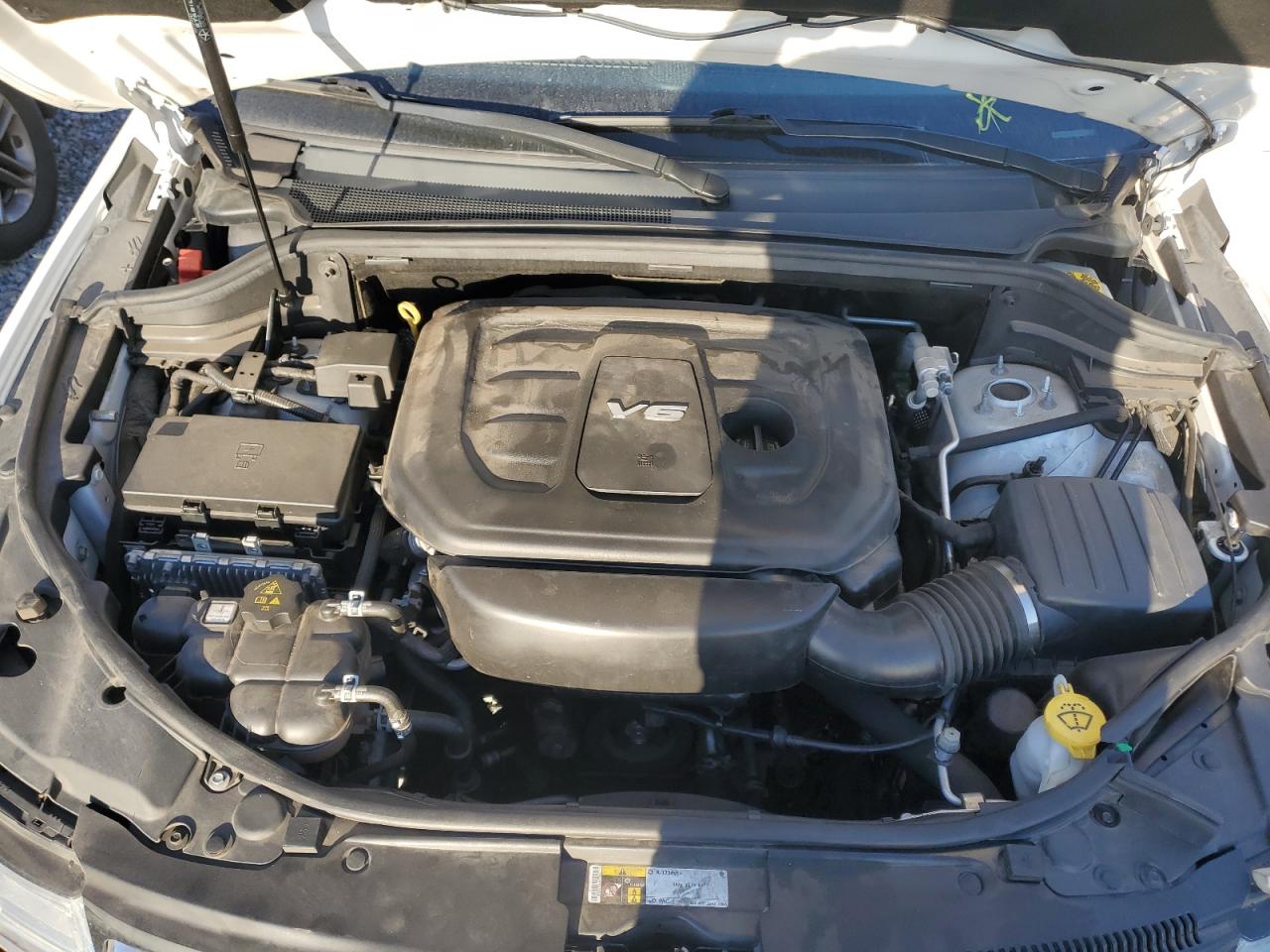 2018 Jeep Grand Cherokee - Image 12