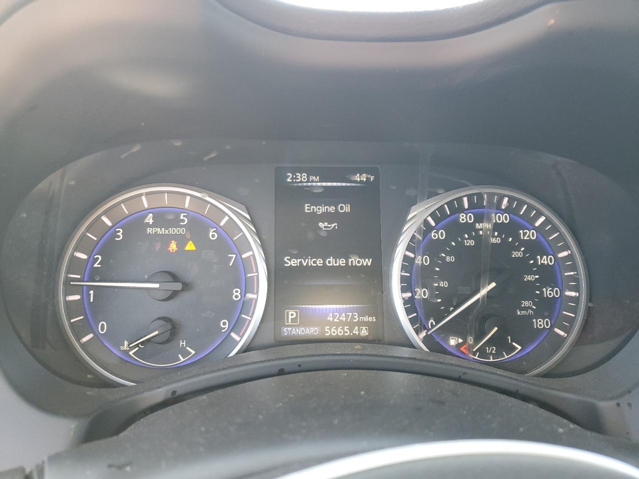 2018 Infiniti Q60 - Image 9