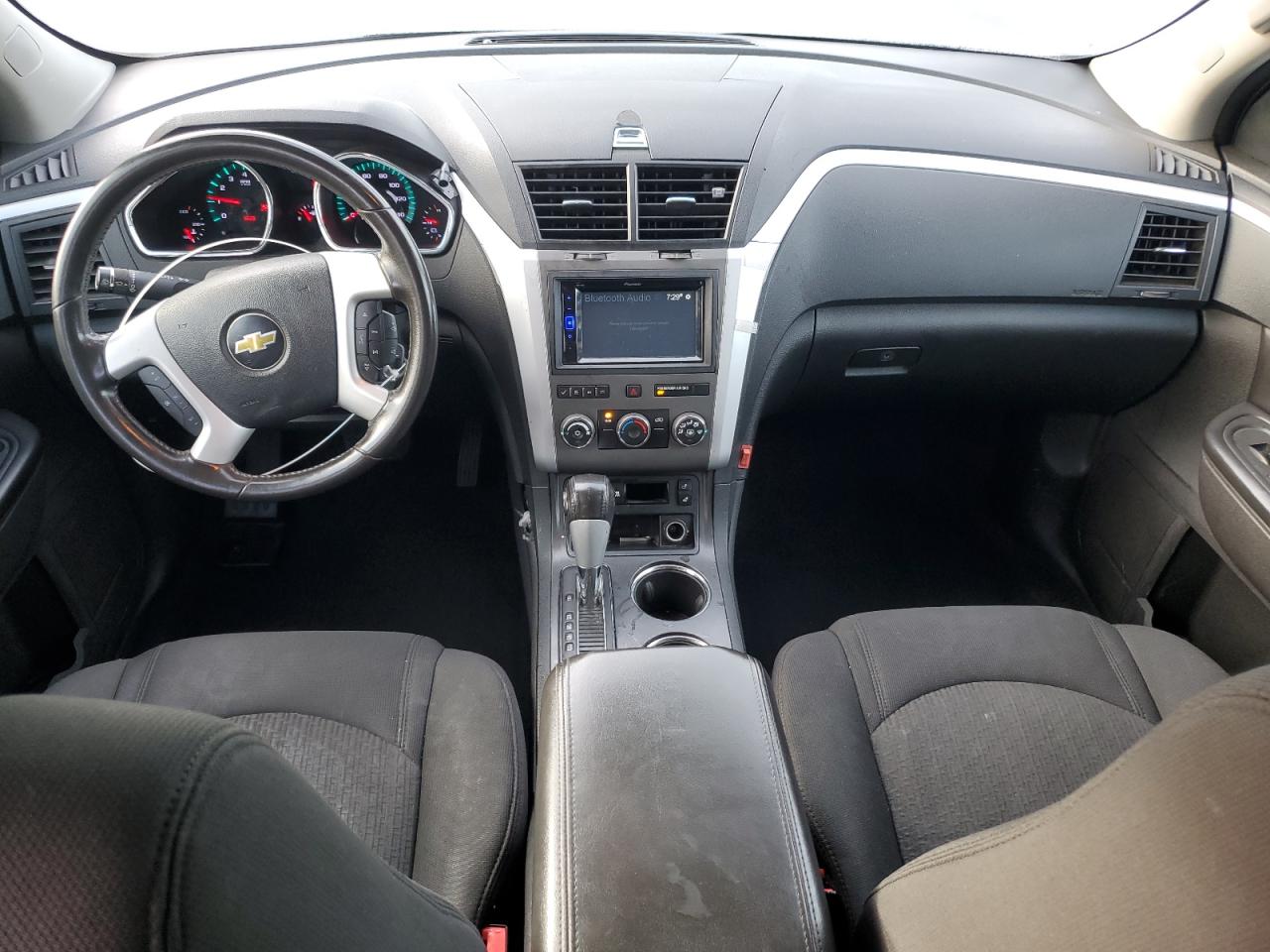 2011 Chevrolet Traverse - Image 8