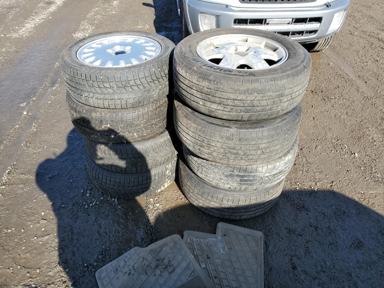 2001 Volvo V70 Xc VIN: YV1SZ58D511023167 Lot: 47957325