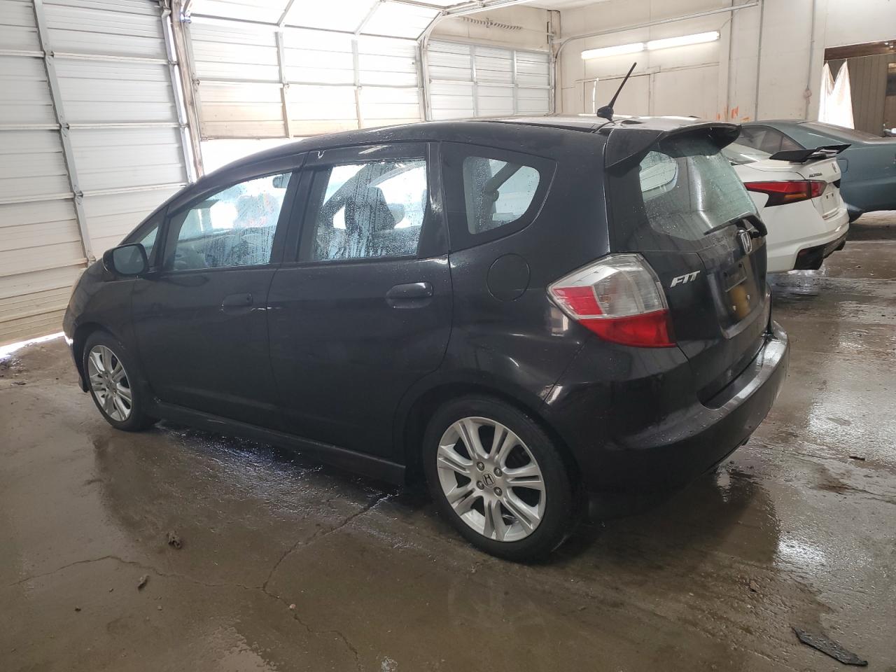 2009 Honda Fit - Image 2