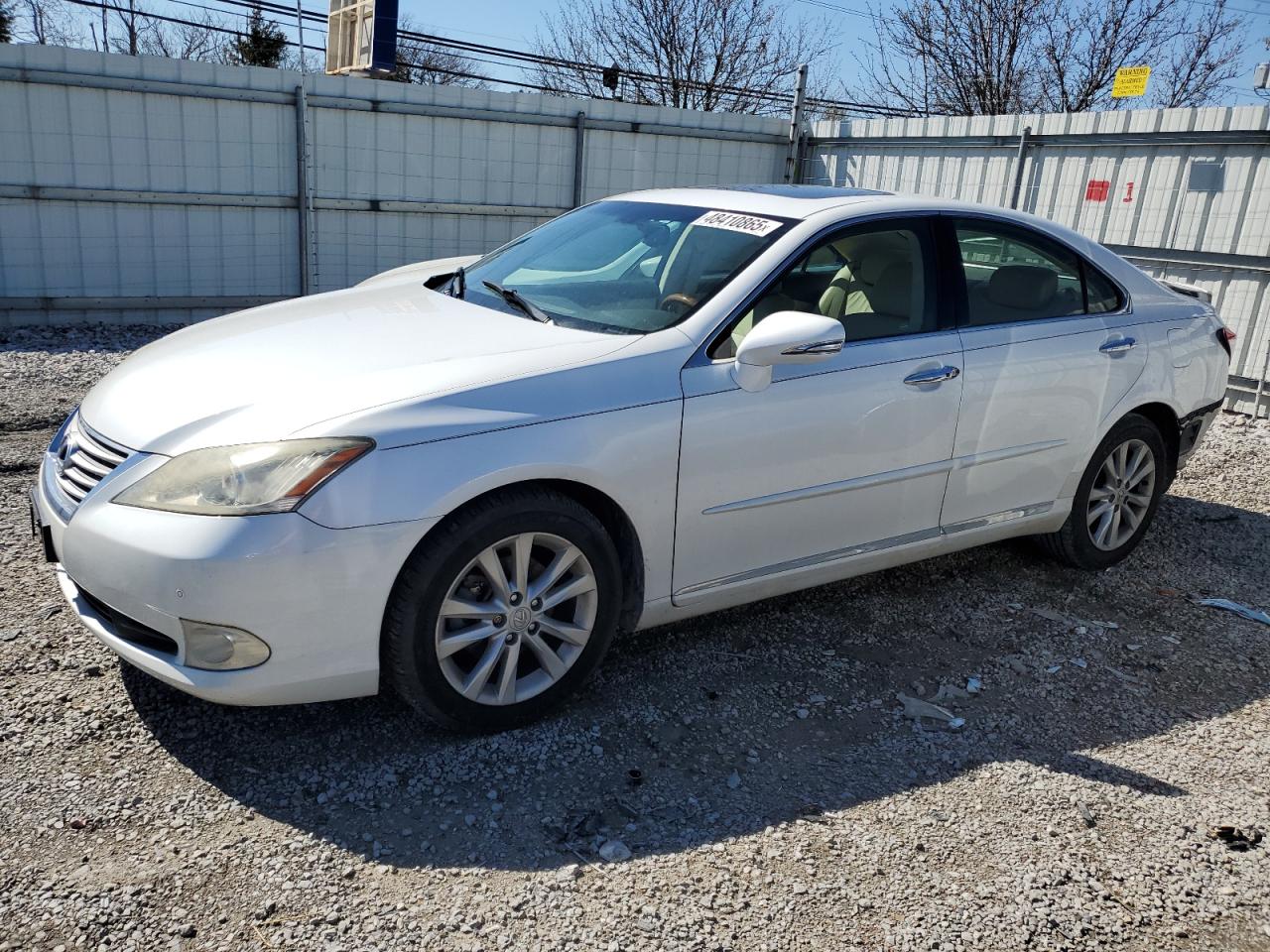 2010 Lexus ES - Image 1