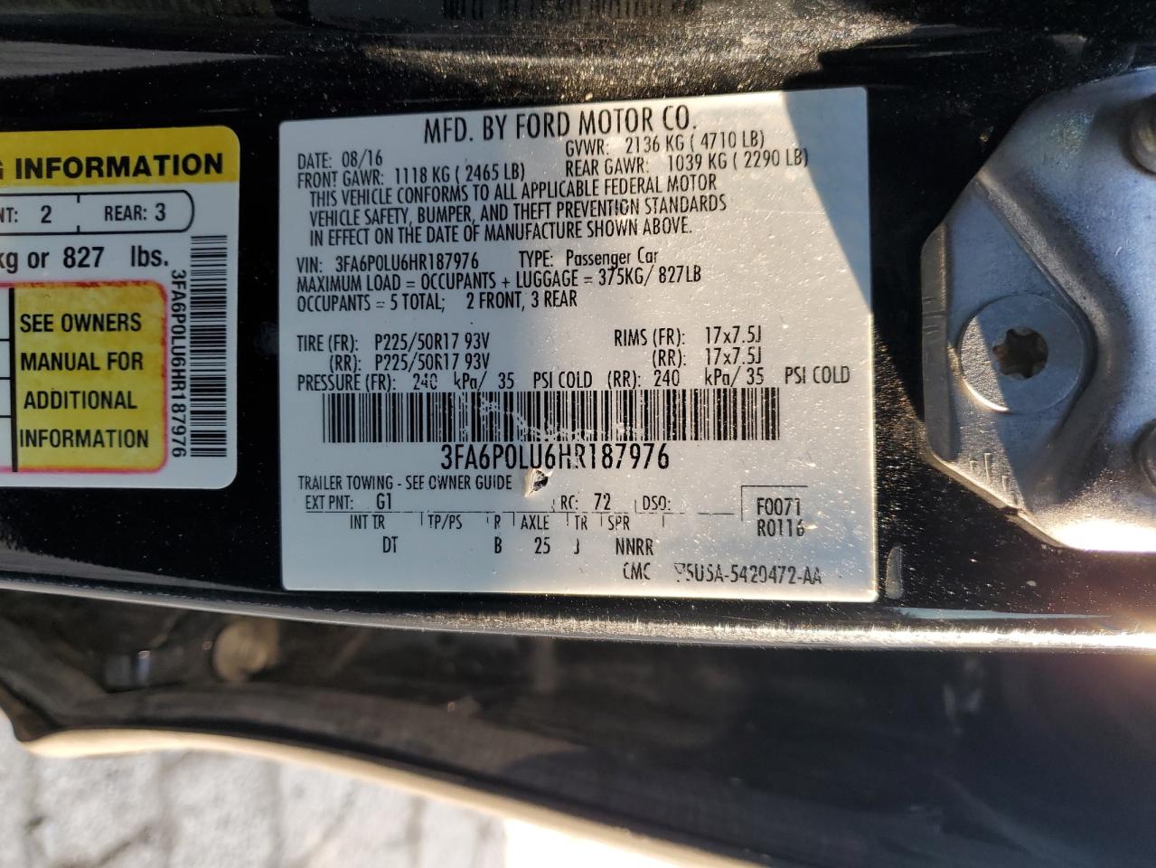 2017 Ford Fusion - Image 12