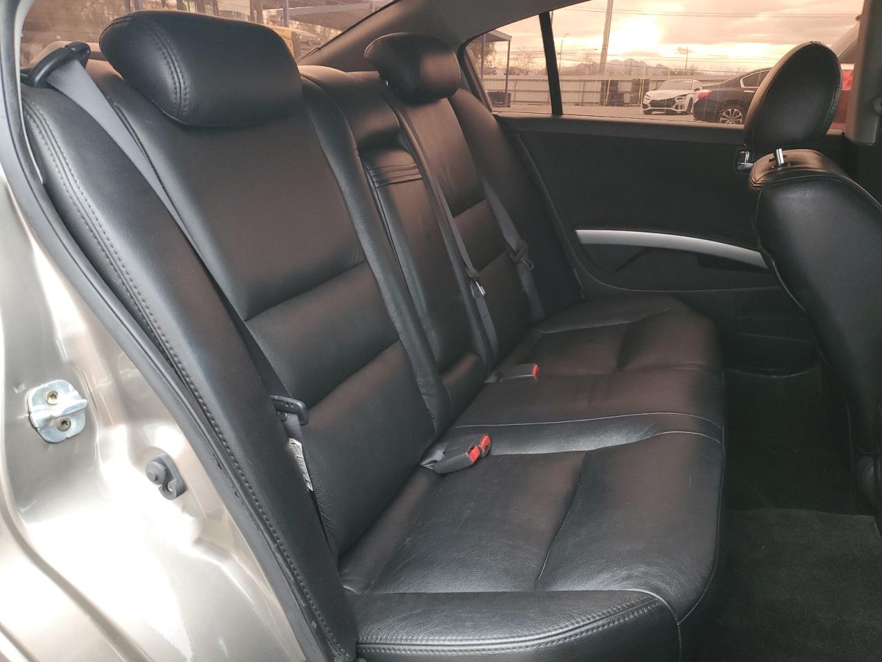 2006 Nissan Maxima - Image 10